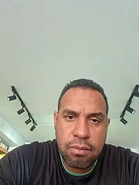 elnegro707070 online show from February 8, 2026, 8:50 pm