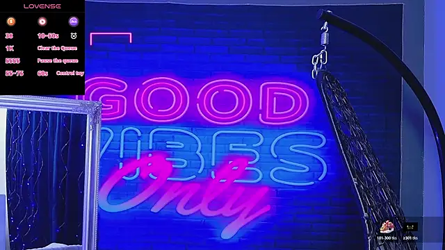 AlessiaCroft online show from March 31, 2026, 4:03 am