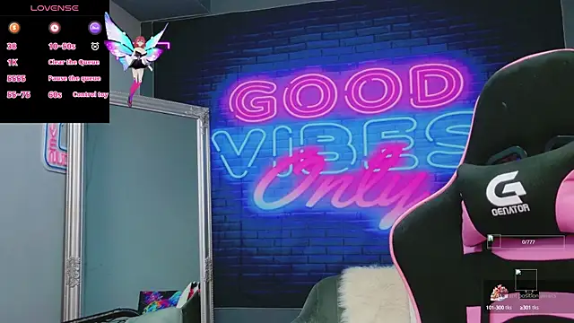 Snapshot of AlessiaCroft chatting on October 21, 2025, 4:12 am AlessiaCroft online show from October 21, 2025, 4:12 am