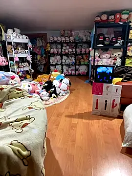 w3tkittty online show from November 15, 2025, 10:25 pm