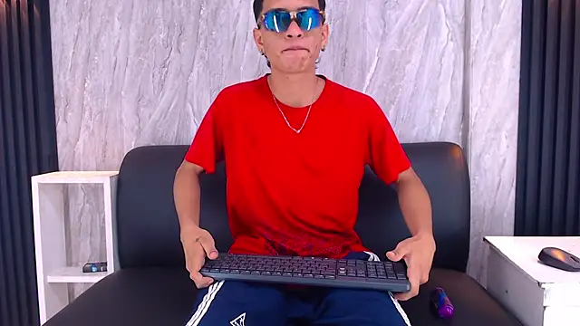 Snapshot of Matt_Ruso chatting on September 19, 2025, 6:45 pm Matt Ruso online show from September 19, 2025, 6:45 pm