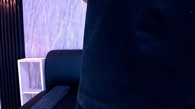 Snapshot of Matt_Ruso chatting on September 23, 2025, 6:59 pm Matt Ruso online show from September 23, 2025, 6:59 pm