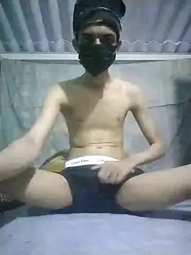 Snapshot of HannanKhan25 chatting on October 21, 2025, 7:35 pm HannanKhan25 online show from October 21, 2025, 7:35 pm