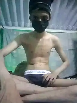 Snapshot of HannanKhan25 chatting on October 16, 2025, 7:33 pm HannanKhan25 online show from October 16, 2025, 7:33 pm