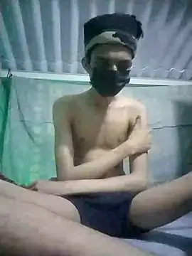 Snapshot of HannanKhan25 chatting on October 13, 2025, 8:54 pm HannanKhan25 online show from October 13, 2025, 8:54 pm