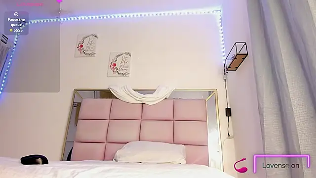 Snapshot of Stefy_Craft chatting on October 5, 2025, 1:40 am Stefy Craft online show from October 5, 2025, 1:40 am