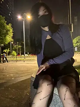 AiBanana online show from September 27, 2025, 6:47 pm