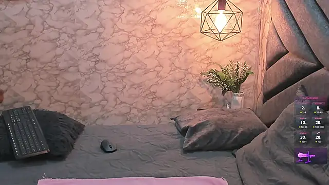 Snapshot of WALESKABBW_ASS chatting on September 18, 2025, 12:19 pm WALESKABBW ASS online show from September 18, 2025, 12:19 pm