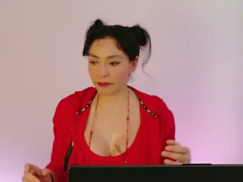 Alicia Montess online show from October 28, 2025, 10:09 pm