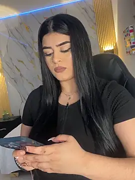 Kariina  69 online show from February 24, 2026, 12:33 am