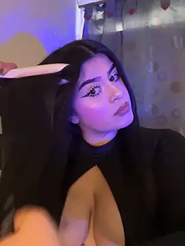 Snapshot of Kariina__69 chatting on June 6, 2026, 1:05 pm Kariina 69 online show from June 6, 2026, 1:05 pm