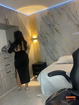 Kariina  69 online show from February 25, 2026, 12:55 am