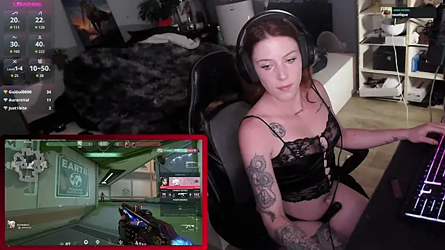 Horny Makima online show from September 21, 2025, 10:31 am