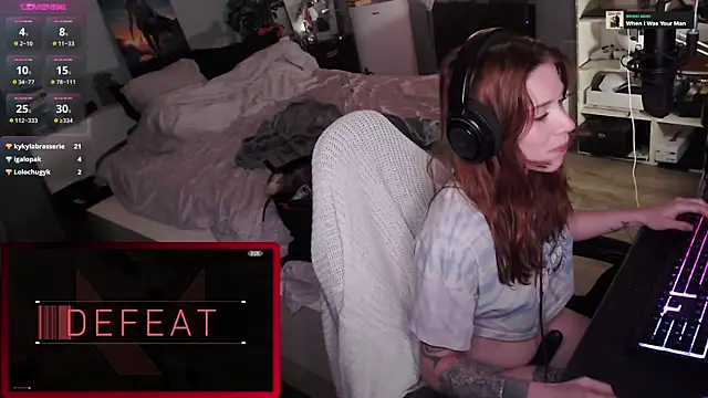 Horny Makima online show from October 25, 2025, 10:47 am