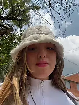 Baby  Otaku online show from February 28, 2026, 5:23 pm