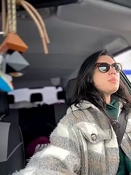 MeekyRich online show from April 19, 2026, 2:45 am