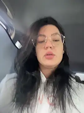 MeekyRich online show from December 23, 2025, 3:50 am