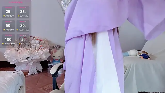 Tsuki-MM online show from October 3, 2025, 2:48 am