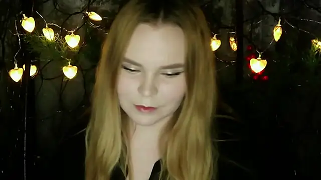 blushing star online show from February 12, 2026, 4:18 pm