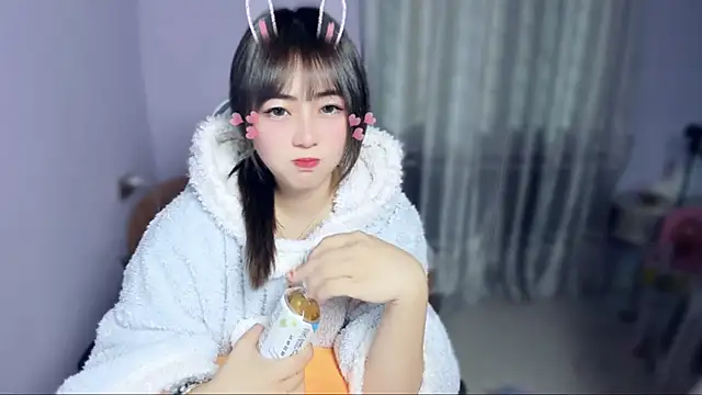 yuki3366 online show from November 27, 2025, 5:30 am