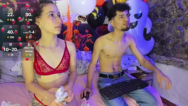 Snapshot of JennMuriel_ chatting on October 27, 2025, 1:01 pm JennMuriel  online show from October 27, 2025, 1:01 pm