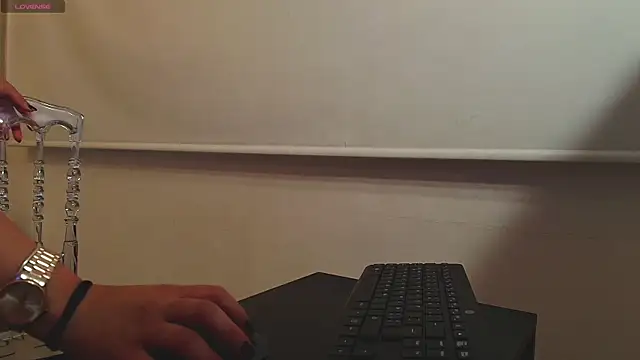  Victoria Collins online show from September 23, 2025, 10:55 am