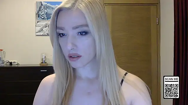 Snapshot of Wild_Silk_Desire chatting on October 5, 2025, 1:13 pm Wild Silk Desire online show from October 5, 2025, 1:13 pm