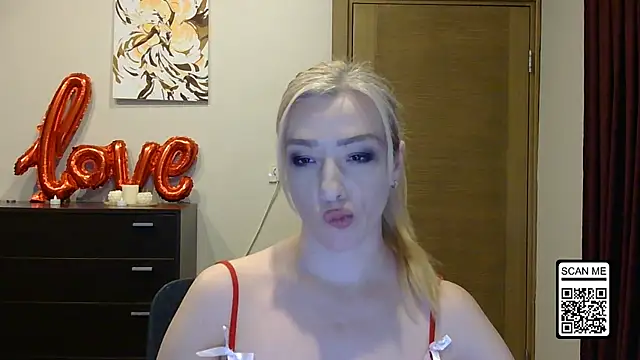 Wild Silk Desire online show from March 28, 2026, 5:25 pm