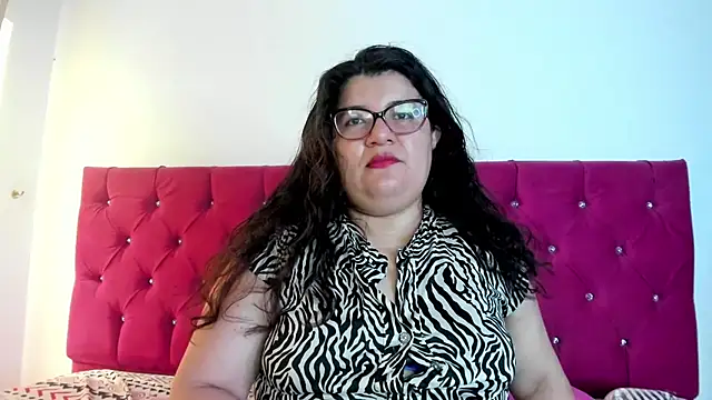 Snapshot of mystery_psique chatting on September 26, 2025, 7:21 pm mystery psique online show from September 26, 2025, 7:21 pm