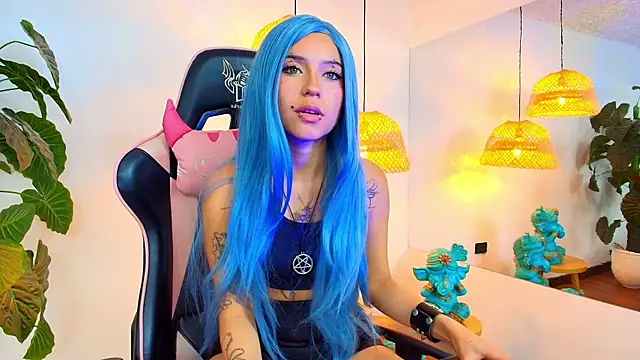 Snapshot of katy_usha chatting on October 22, 2025, 4:01 am katy usha online show from October 22, 2025, 4:01 am