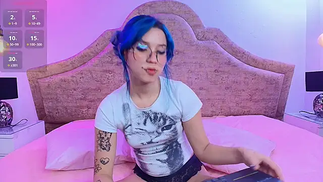 Snapshot of katy_usha chatting on September 13, 2025, 4:23 am katy usha online show from September 13, 2025, 4:23 am