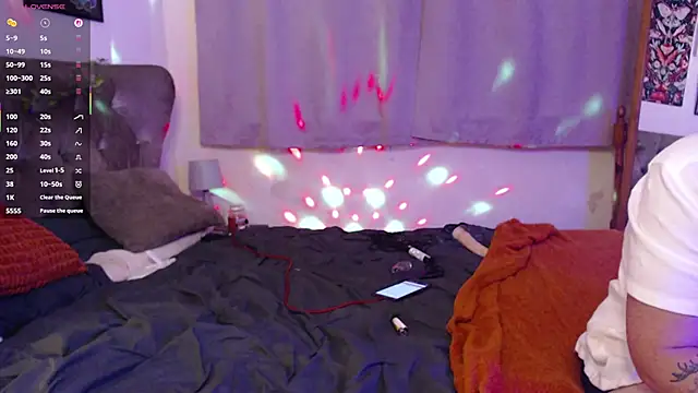 Snapshot of Vforverity chatting on September 26, 2025, 8:49 pm Vforverity online show from September 26, 2025, 8:49 pm