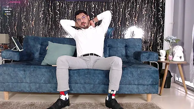 samuelcoopeer online show from November 11, 2025, 2:01 pm