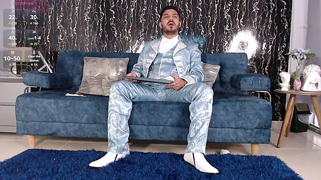 samuelcoopeer online show from November 4, 2025, 2:10 pm