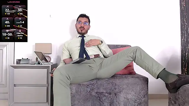 samuelcoopeer online show from December 19, 2025, 4:09 pm