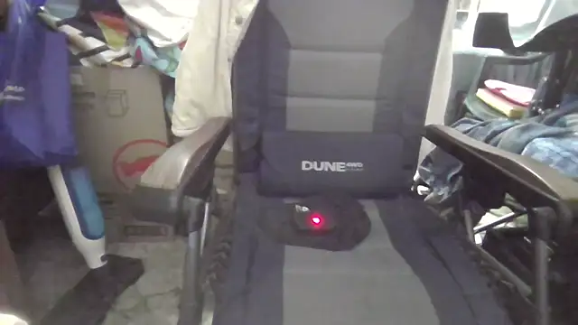 Lovyourpuss online show from April 17, 2026, 12:13 am