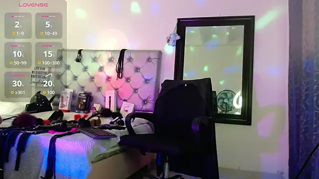 gisell taylor18 online show from March 4, 2026, 12:02 pm