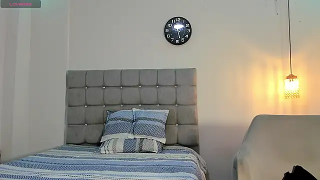 Santy Stump online show from October 16, 2025, 9:01 pm