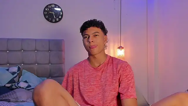 Santy Stump online show from September 19, 2025, 9:08 pm