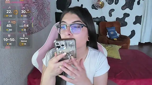 Snapshot of abbie_jensen_ chatting on October 26, 2025, 2:28 pm abbie jensen  online show from October 26, 2025, 2:28 pm