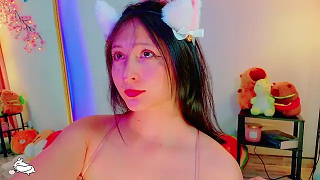 geaoxo online show from September 17, 2025, 2:41 pm