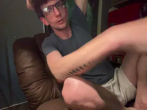 MuchCarpal online show from July 18, 2026, 11:24 pm