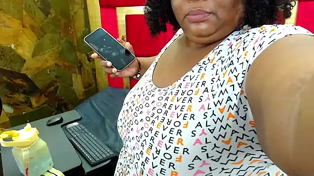 Exoticbigmandy online show from January 28, 2025, 8:26 pm