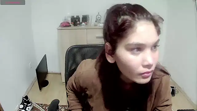 Snapshot of MalloryMyers chatting on September 28, 2025, 5:53 pm MalloryMyers online show from September 28, 2025, 5:53 pm