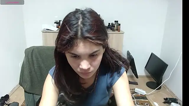 MalloryMyers online show from November 17, 2025, 8:13 pm