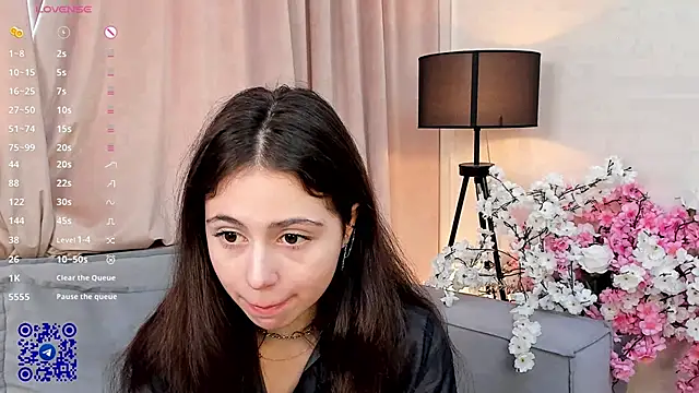 Snapshot of JulianaChapel chatting on September 18, 2025, 10:40 am JulianaChapel online show from September 18, 2025, 10:40 am