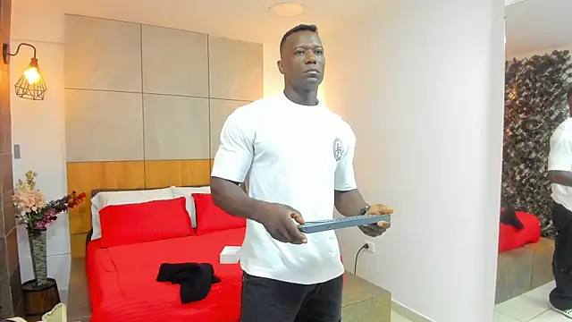 MarcusBlack  online show from February 5, 2026, 11:39 am