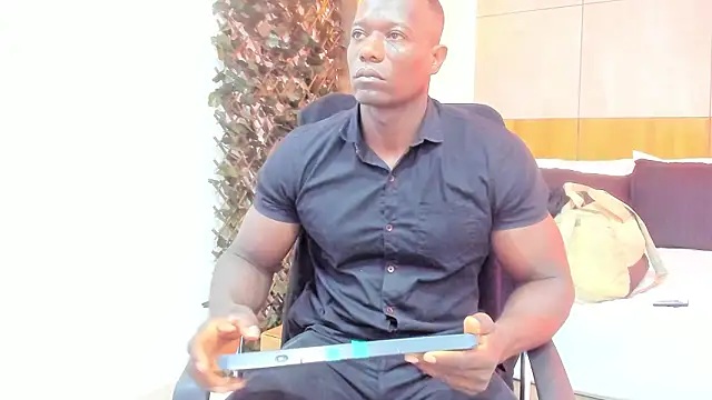 MarcusBlack  online show from March 17, 2026, 12:19 pm