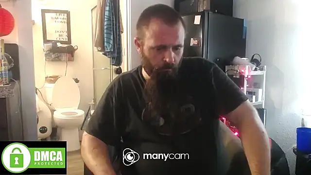 Snapshot of Thumper_ss chatting on October 3, 2025, 7:10 am Thumper ss online show from October 3, 2025, 7:10 am