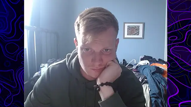 lustylyndon online show from November 8, 2025, 4:32 pm